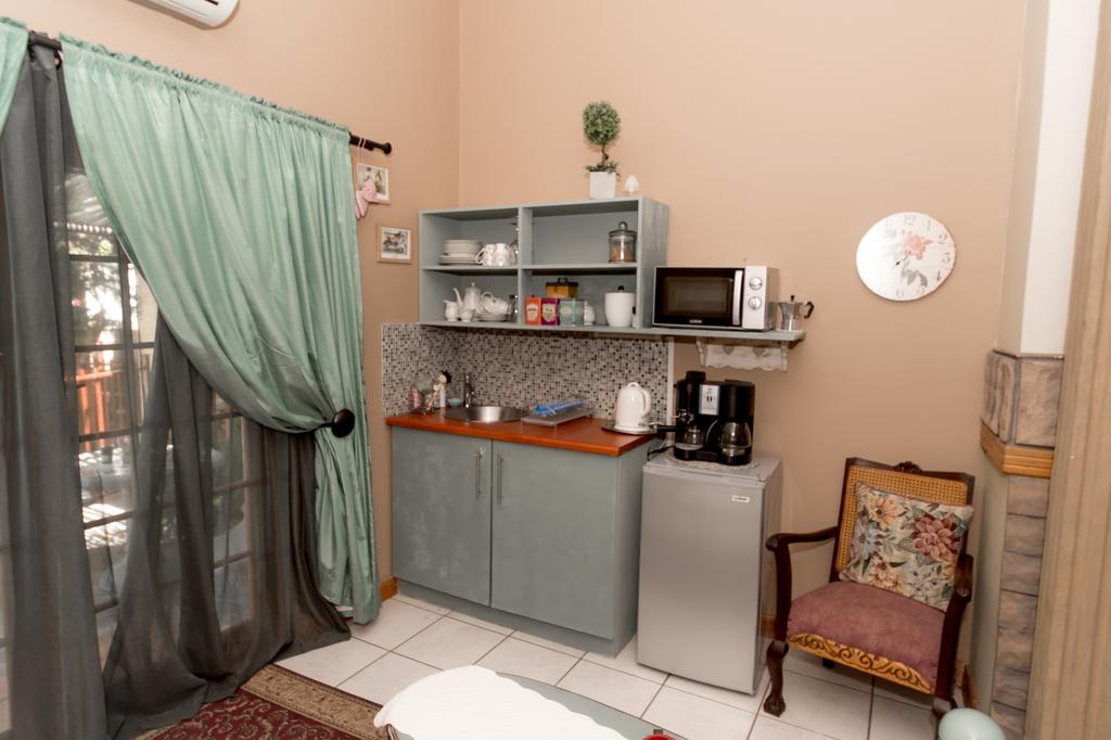 Tarentaalrand Guesthouse Upington Esterno foto